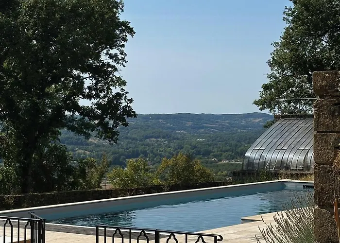 Ξενοδοχείο Chateau Blanat *