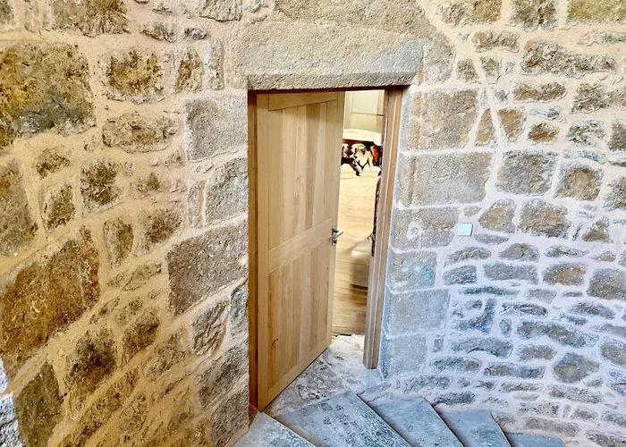 Szálloda Chateau Blanat *